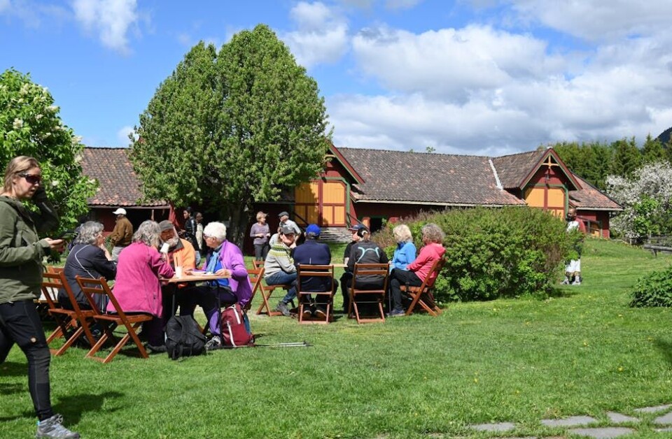 FULLT HUS: Evju bygdetun får pengar til prosjekt frå fylkeskommunen. FOTO: Hilde Eika Nesje