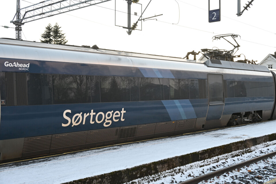 Togdrift som byrjar å likne ei farse