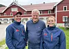 TEAM MED SUKSESS: På Uvdal gard har trioen Are Hynne (f.v.), Christian Ramberg og Malene Berdalen suksess.