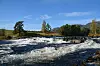 FALLRETTAR: Dette er Haugfoss mellom Sagahølen og Midtbøhølen i Bøelva. Fossen ligg omlag 1.500 meter ovanfor Oterholtfossen. Foto: Øystein Akselberg