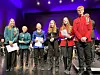 PALLPLASS: Bø skulemusikk, her representert med Aurora Hult og Olav Andre Tobro til høgre, blei nummer 3. Her poserer dei med vinnaren Randesund skolemusikk og nummer to, Skien skolekorps.