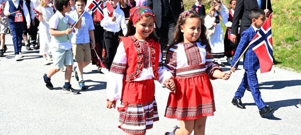 Strålande 17. mai i Midt-Telemark – her kan du sjå bilde frå barnetoga
