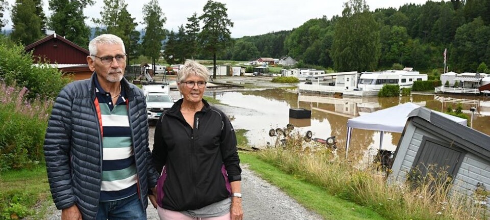 Måtte vasse til livet: – Vatnet kom veldig fort