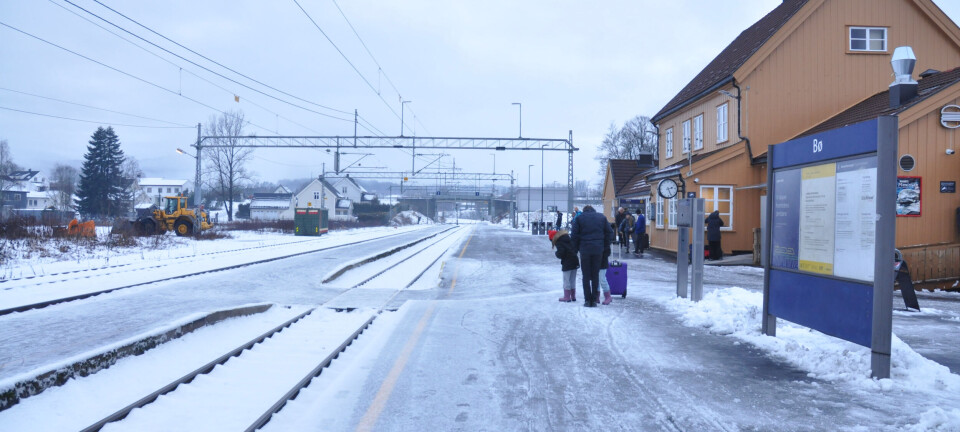 Varslar forseinkingar på grunn av vêret
