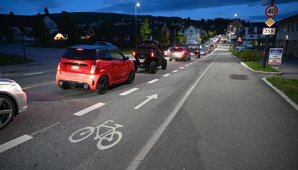 SENTRUM: Problemet er ikkje normal trafikk, men støyen frå basskasser, meiner innsendaren.