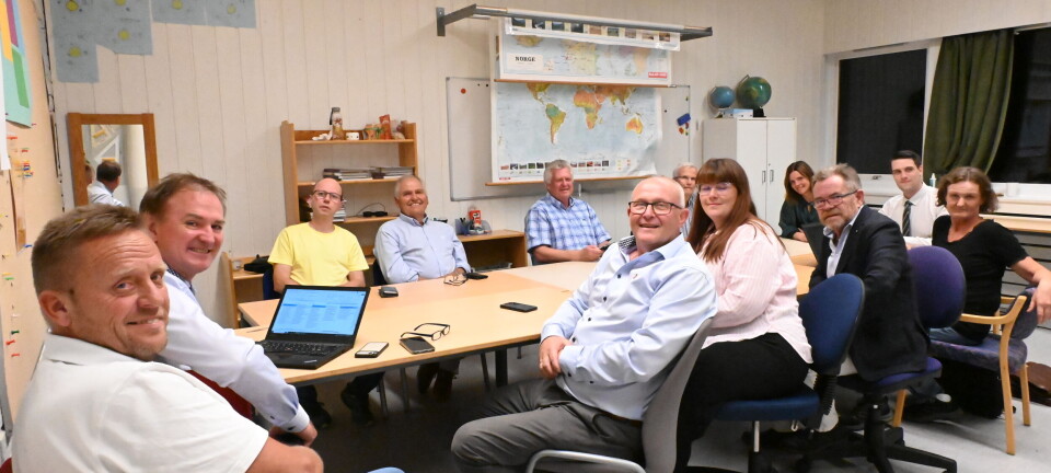 Senterpartiet er vinnaren: Sit med tre parti i forhandlingar