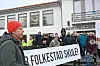 PROTEST: Leiar av Oterholt grendelag, Gregar Høidal, under ein protestaksjon ved kommunehuset før påske 2024.