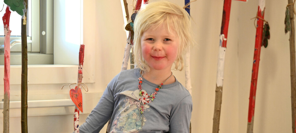 Åse (5) vil bli redningsdame med hunden Herje