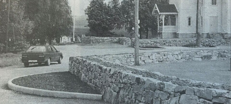 Skår i jubileumsgleda: stadig misnøye med inngjerdinga av kyrkjegarden