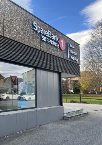 – Eit skammeleg bankgebyr