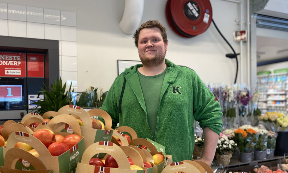 Folk vil ha lokale varer: – Har aldri selt så mykje eple som i år